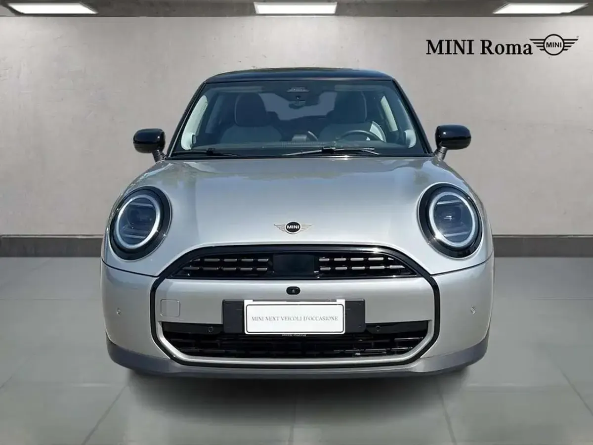 Usata Mini Cooper Classic 156 CV (114 kW) 2024 Melting silver iii Utilitaria