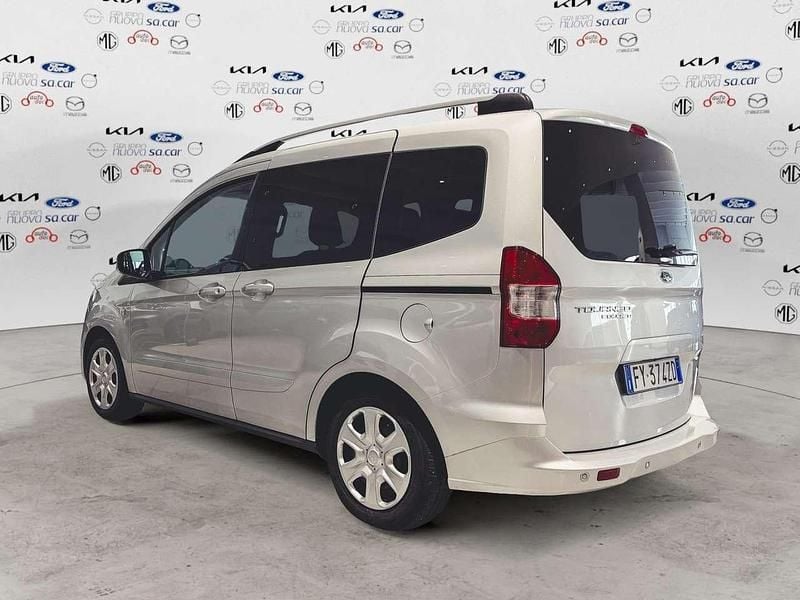 Usata Ford Tourneo Courier 101 CV (74 kW) 2019 Argento Monovolume