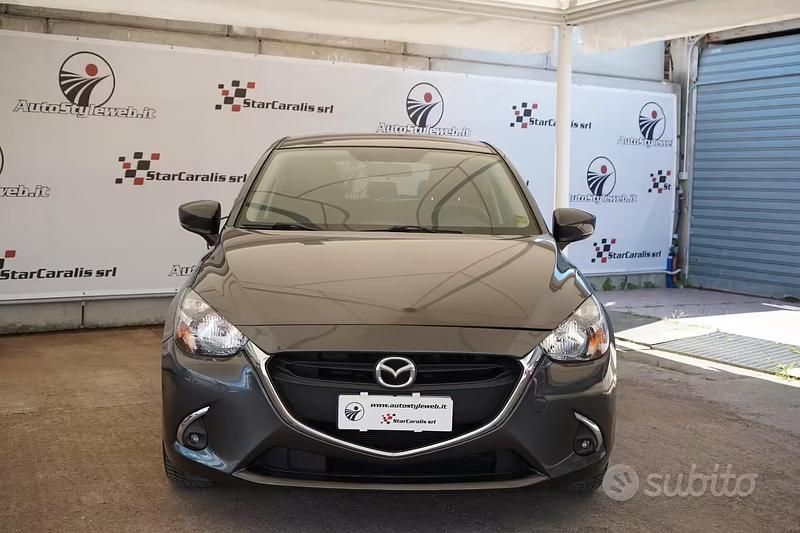 Usata Mazda 2 Evolve 75 CV (55 kW) 2019 Grigio Berlina