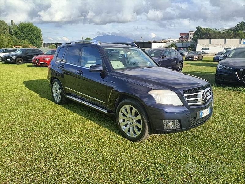 Usata Mercedes GLK200 143 CV (105 kW) 2011 Blu metallizzato SUV