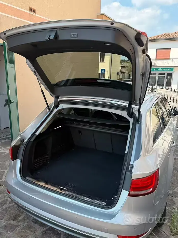 Usata Audi A4 Sport 190 CV (139 kW) 2017 Grigio Station wagon