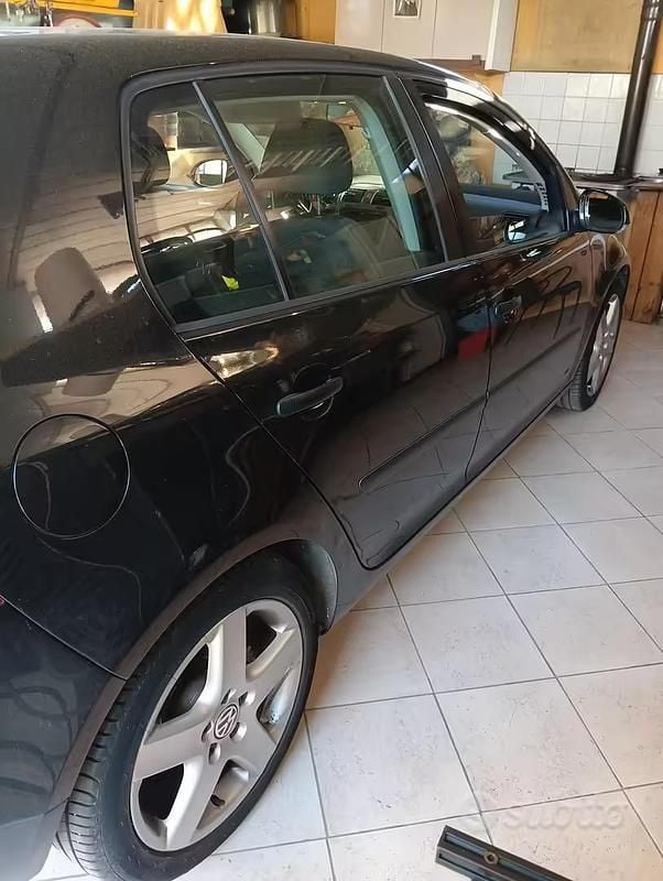 Usata VW Golf VI 2008 Utilitaria