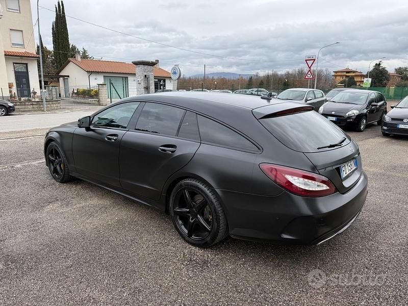 Usata Mercedes CLS350 Premium 258 CV (189 kW) 2016 Nero Station wagon