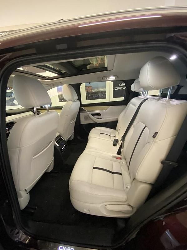 Usata Mazda CX-80 249 CV (183 kW) 2024 Artisan red SUV