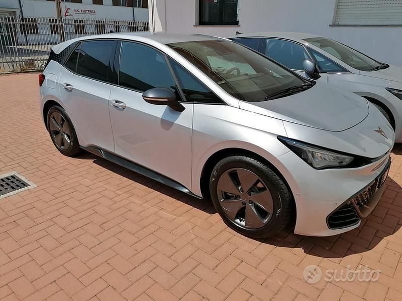 Usata Cupra Born 169 kW (231 CV) 2022 Grigio Utilitaria