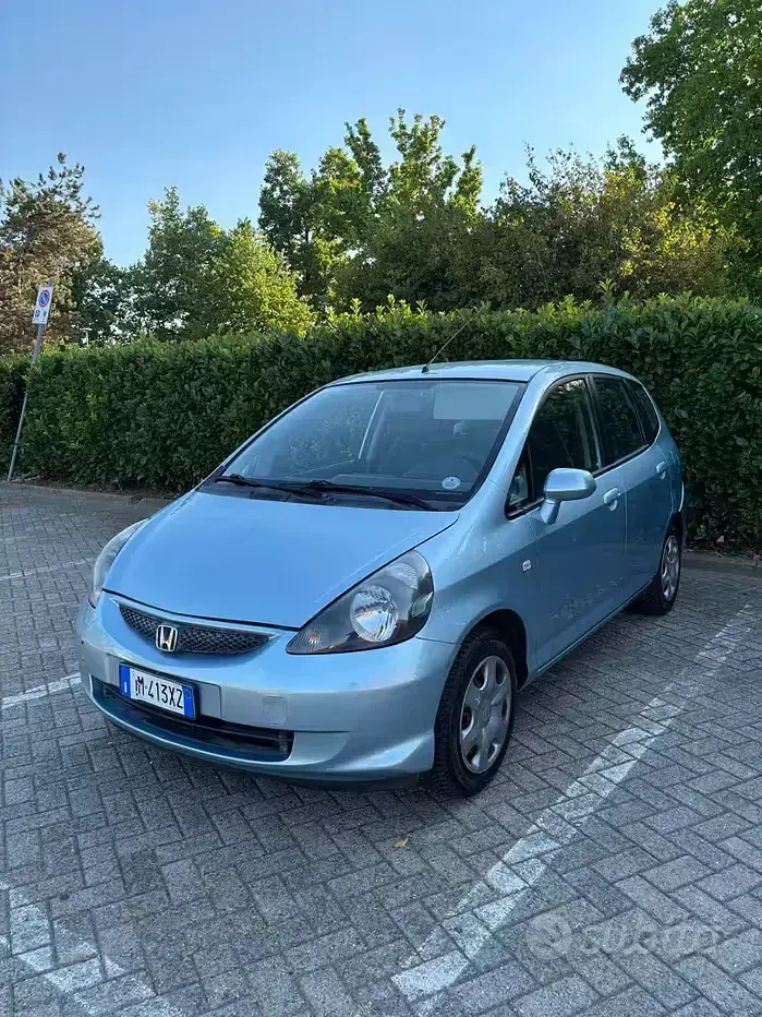 Usata Honda Jazz 78 CV (57 kW) 2005 Utilitaria