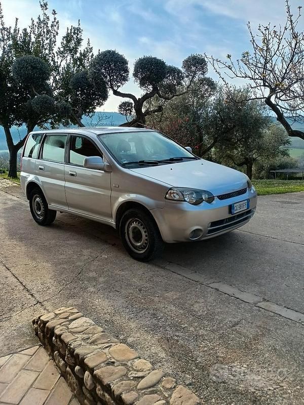 Usata Honda HR-V 124 CV (91 kW) 2002 Grigio SUV