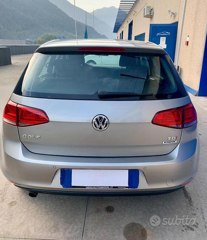Usata VW Golf VII 110 CV (80 kW) 2016 Antracite metallizzato Berlina