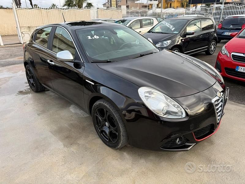 Usata Alfa Romeo Giulietta Progression 105 CV (77 kW) 2012 Nero Utilitaria