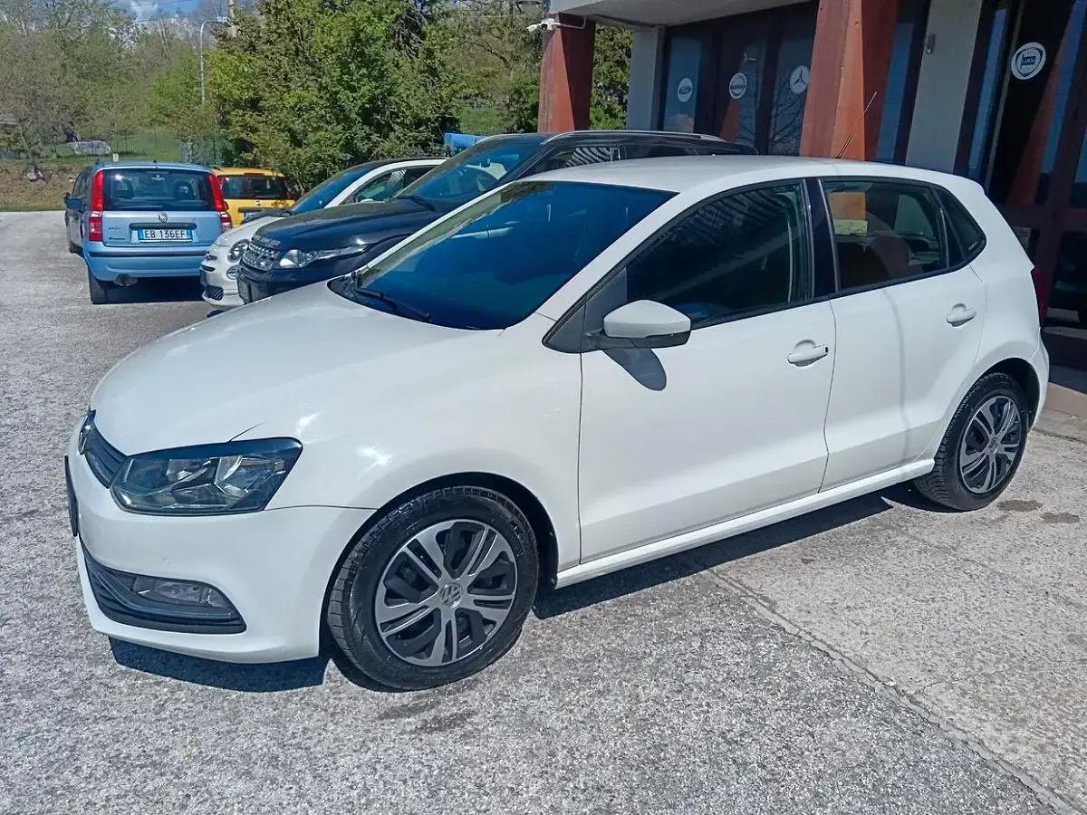 Usata VW Polo 75 CV (55 kW) 2016 Bianco Berlina
