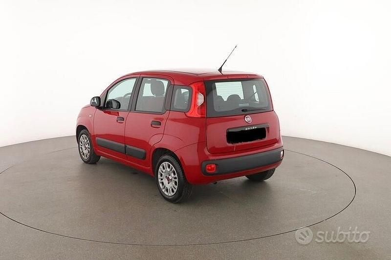 Usata Fiat Panda Easy 70 CV (51 kW) 2015 Rosso Utilitaria