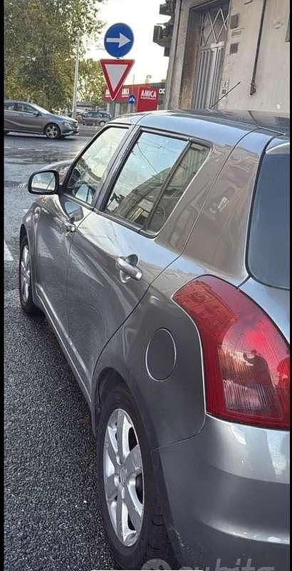 Usata Suzuki Swift GL 90 CV (66 kW) 2010 Berlina