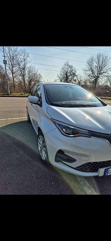 Bianco Usata 2020 Renault Zoe Intens Due volumi | 13.500 € (Cara) - Immagine 1/3