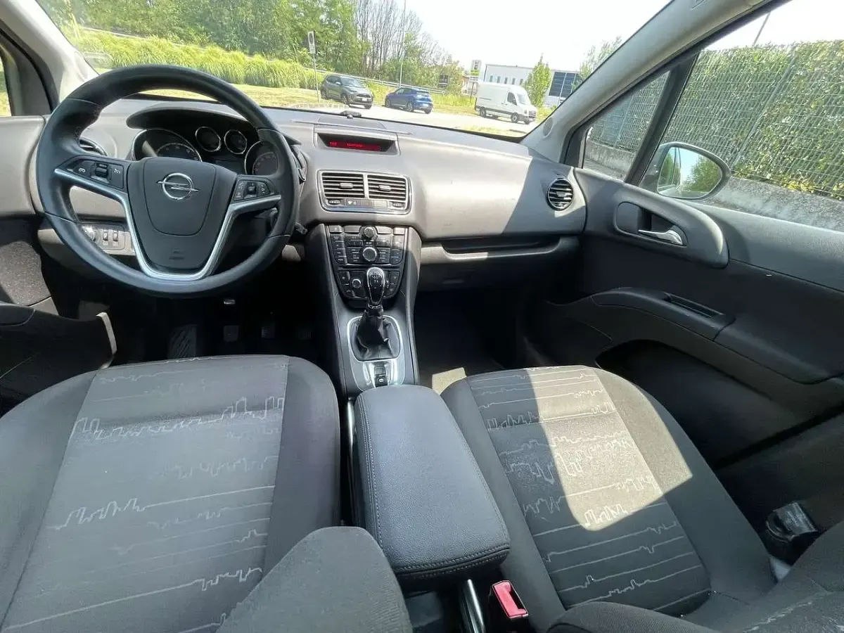 Usata Opel Meriva Cosmo 120 CV (88 kW) 2011 Other Monovolume