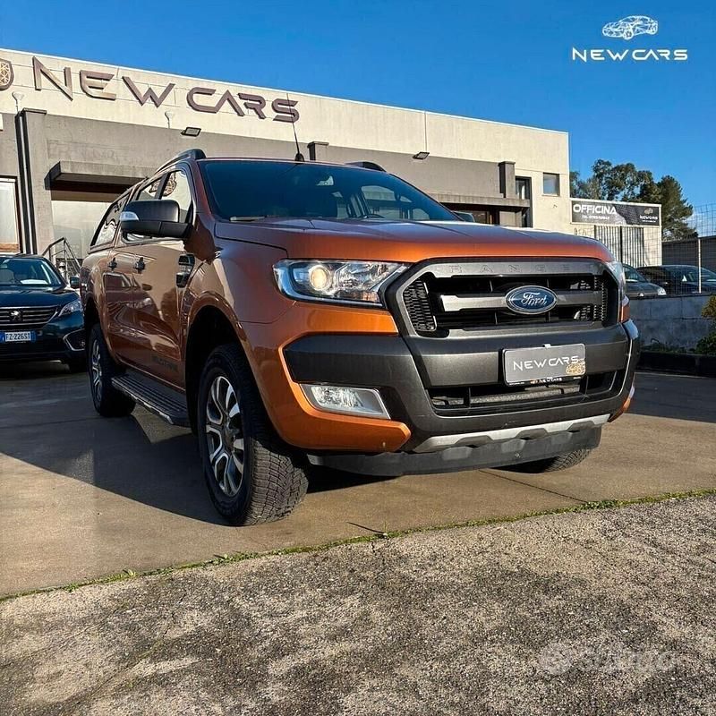 Usata Ford Ranger Wildtrack 160 CV (117 kW) 2017 Rosso Pick-up