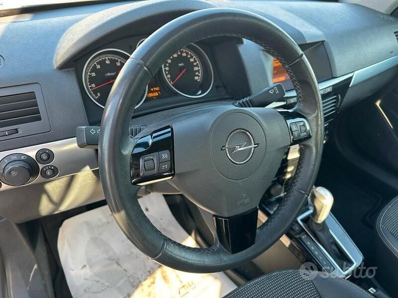 Usata Opel Astra 115 CV (84 kW) 2008 Blu Berlina
