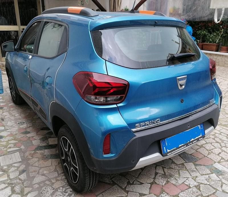 Usata Dacia Spring Comfort Plus 33 kW (45 CV) 2021 Blu Utilitaria