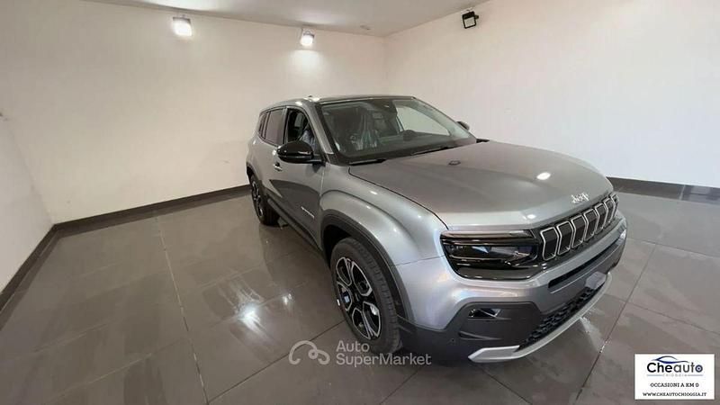 Nuova Jeep Avenger Summit 102 CV (75 kW) 2025 Grigio SUV