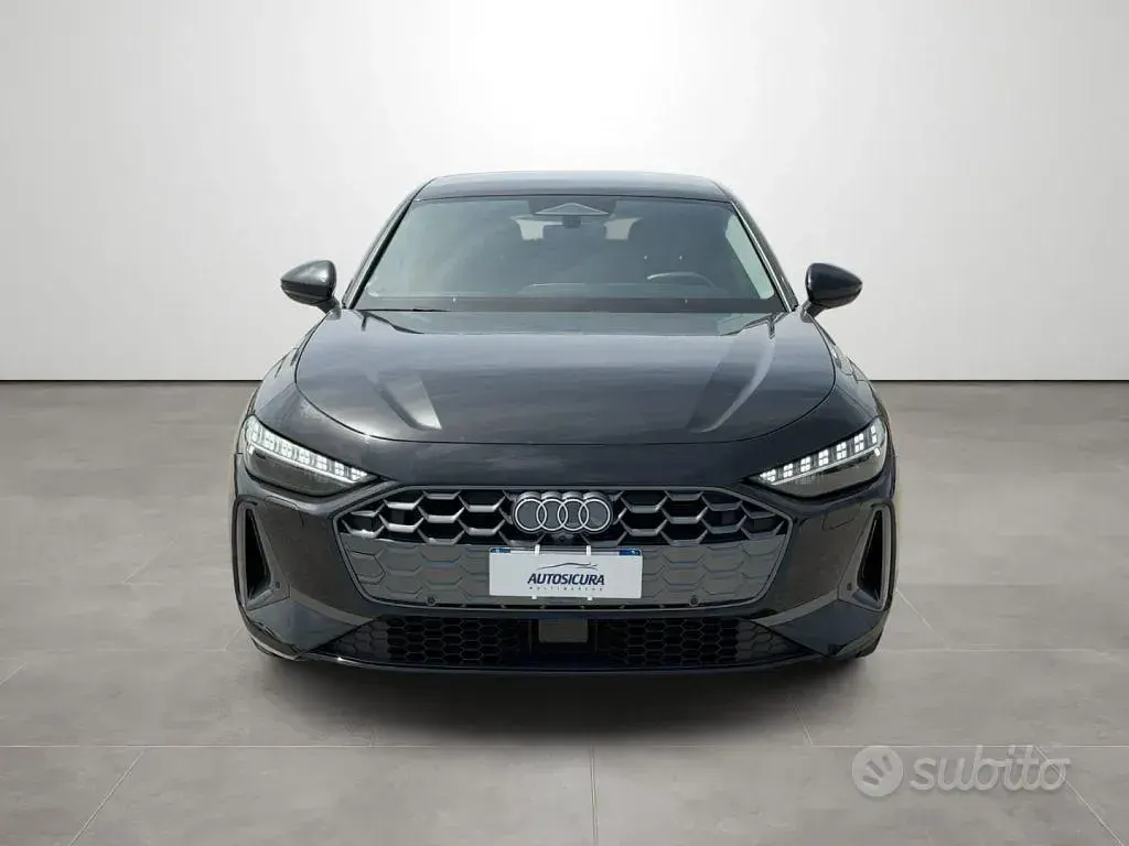 Usata Audi A5 Business 204 CV (150 kW) 2025 Nero Berlina