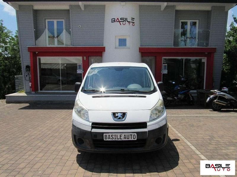 Bianco(met.) Usata 2010 Peugeot Expert Comfort Furgone | 8500 € (Buon prezzo) - Immagine 1/4