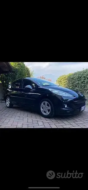 Usata Peugeot 207 68 CV (50 kW) 2014 Nero Cabrio
