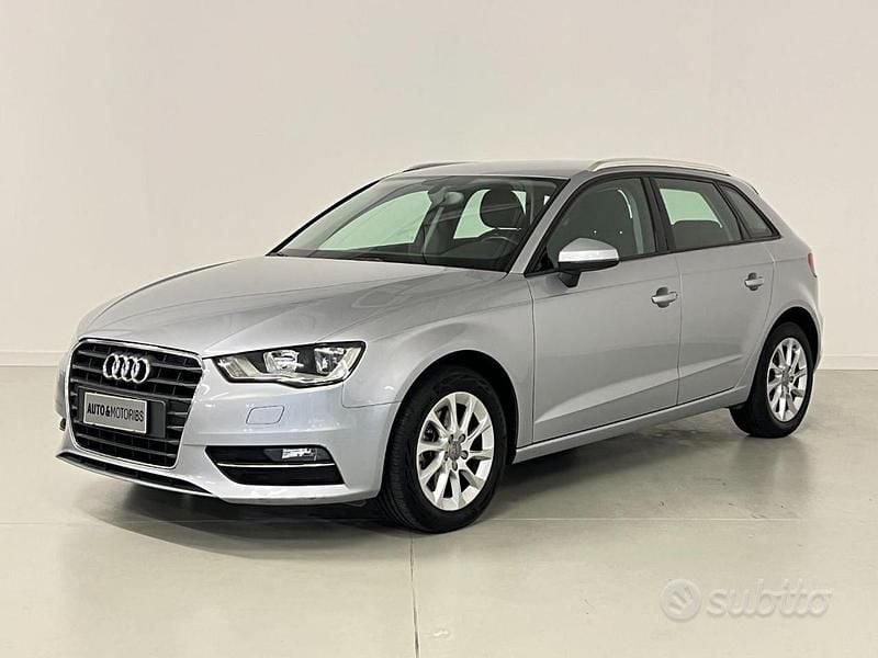 Usata Audi A3 Ambiente 110 CV (80 kW) 2015 Grigio Berlina