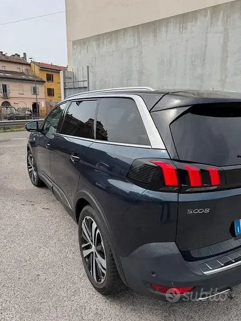 Usata Peugeot 5008 GTi 177 CV (130 kW) 2018 Blu SUV