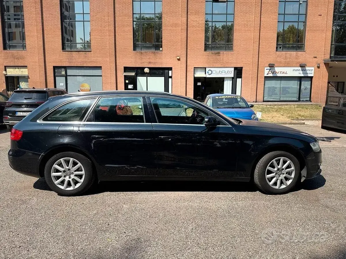 Usata Audi A4 Advanced Plus 143 CV (105 kW) 2013 Nero Station wagon