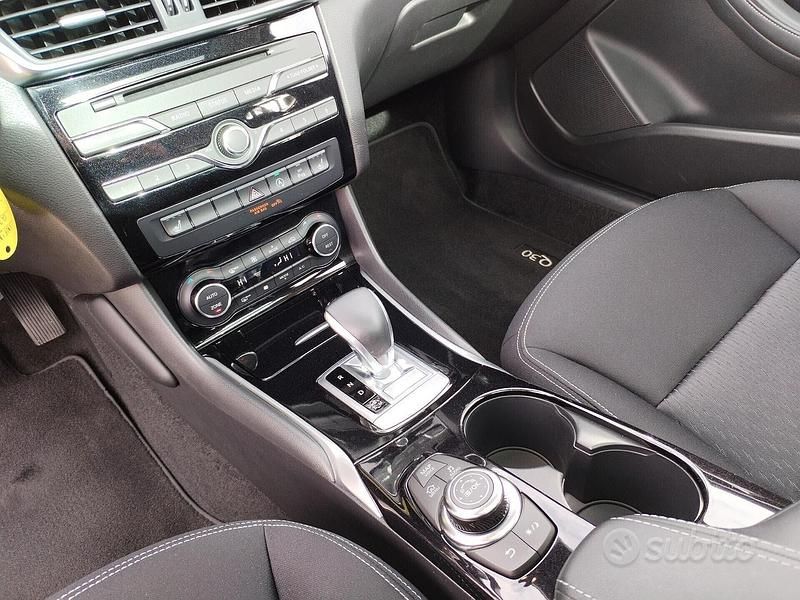 Usata Infiniti Q30 Premium 110 CV (80 kW) 2017 Grigio Berlina