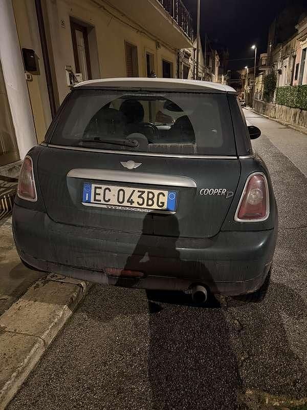 Usata 2010 Mini Cooper D Due volumi | 3000 € (Super prezzo) - Immagine 1/4