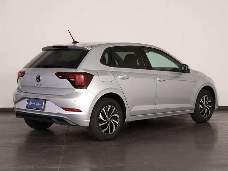 Usata VW Polo Life 95 CV (69 kW) 2024 Reflex silver Berlina
