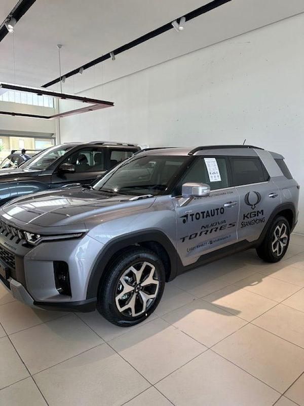 Nuova Ssangyong (KGM) Torres 163 CV (119 kW) 2025 Gray SUV