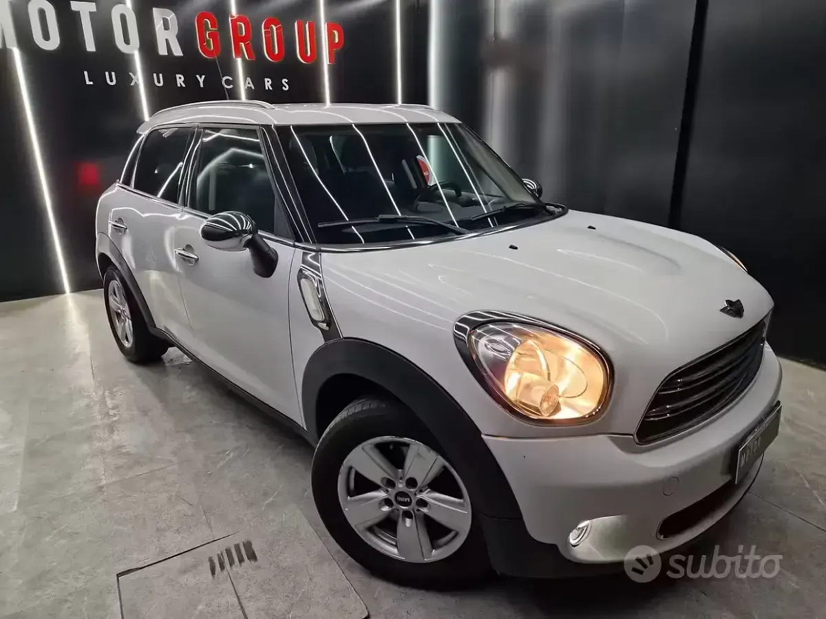 Usata Mini Countryman 98 CV (72 kW) 2016 Bianco SUV