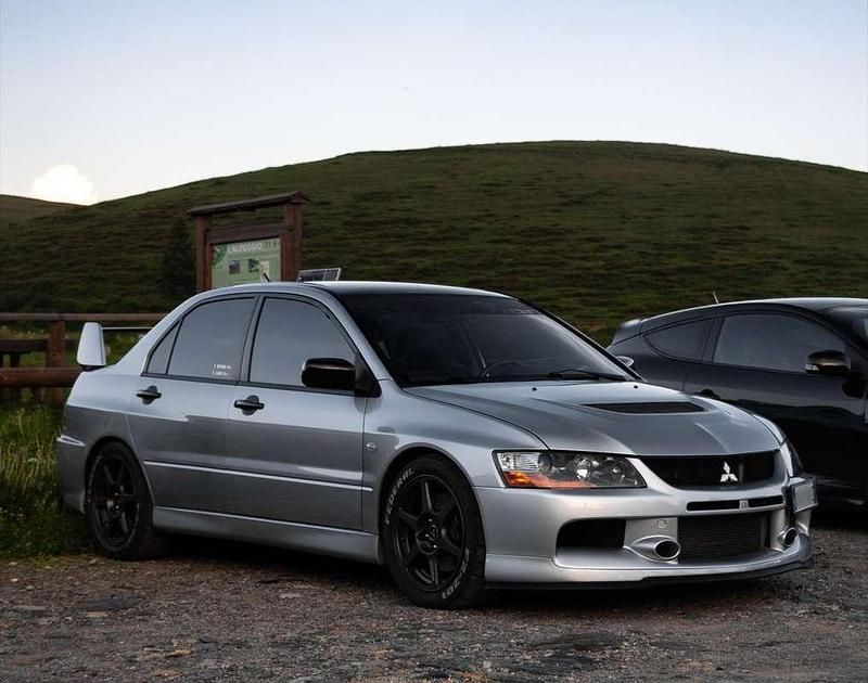 Usata Mitsubishi Lancer Evolution 265 CV (194 kW) 2006 Argento Berlina
