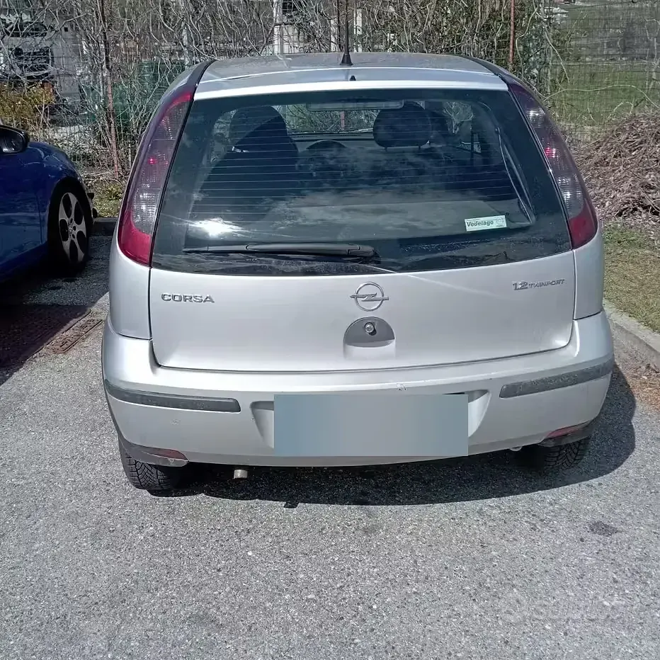 Usata Opel Corsa 80 CV (58 kW) 2006 Grigio Utilitaria