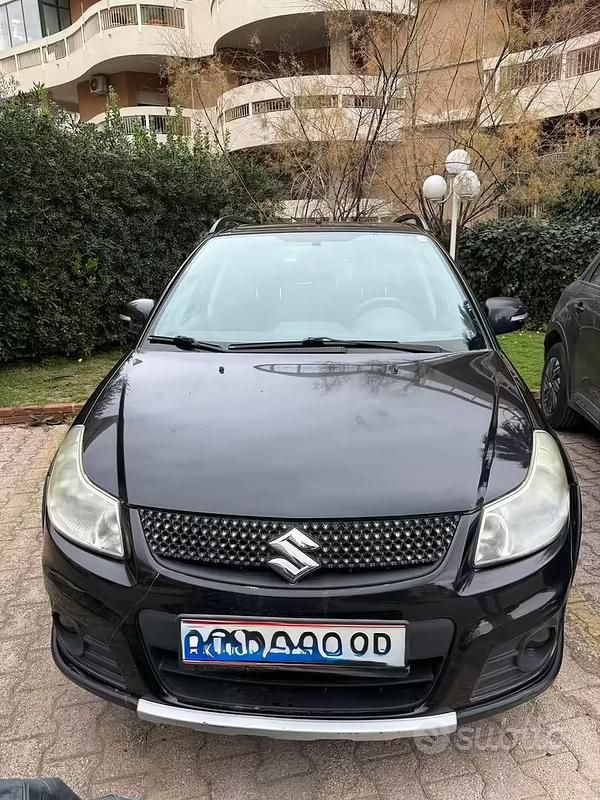 Usata Suzuki SX4 120 CV (88 kW) 2012 Blu Utilitaria