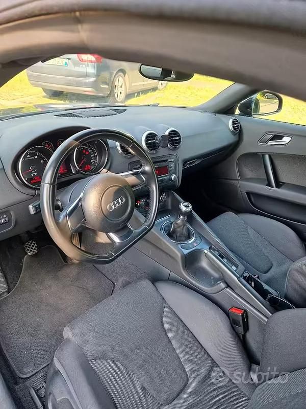 Occasion Audi TT 211 ch (155 kW) 2024 Noir Cabriolet