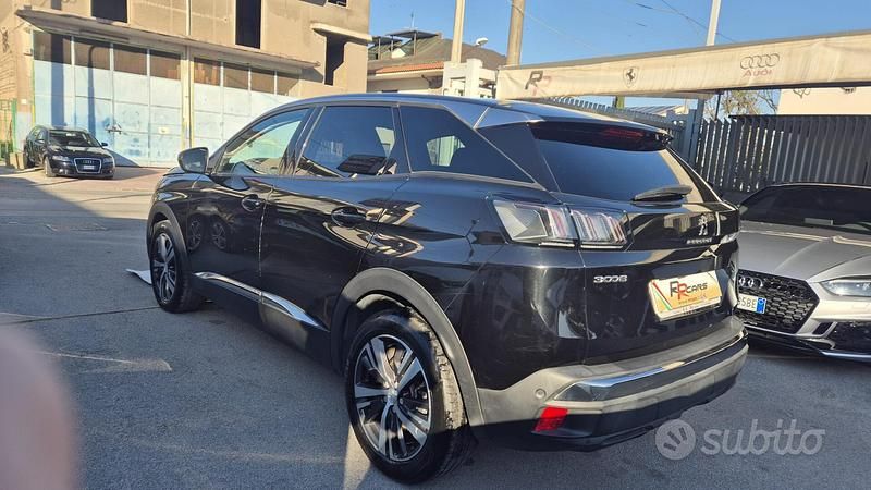 Usata Peugeot 3008 Allure 178 CV (130 kW) 2022 Nero SUV