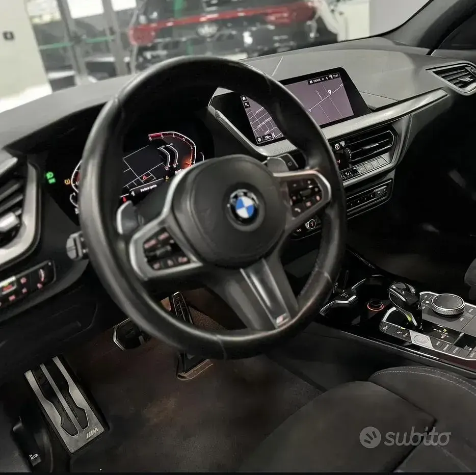 Usata BMW 120 Efficient Dynamics 190 CV (139 kW) 2020 Grigio Utilitaria