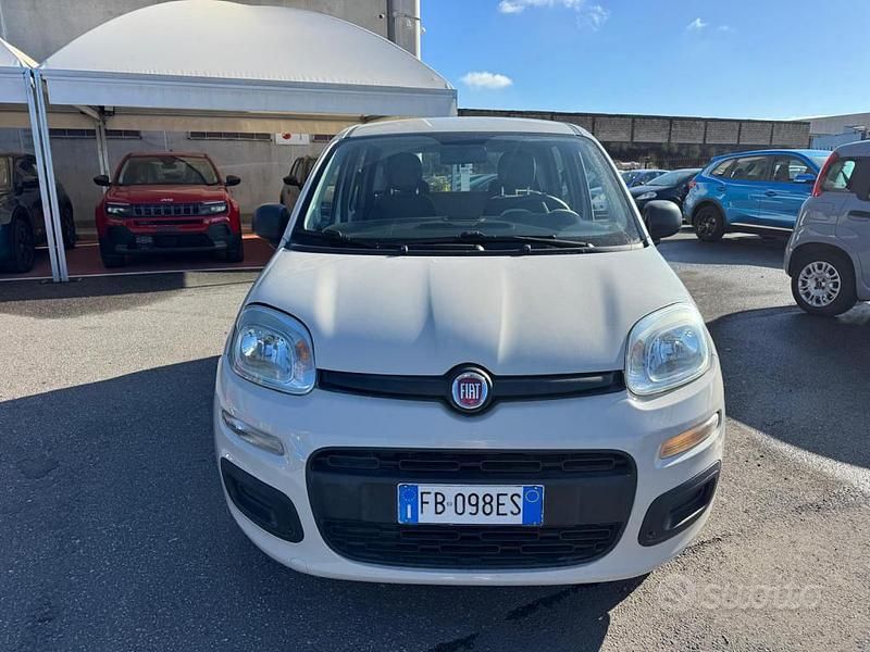 Usata Fiat Panda Lounge 69 CV (50 kW) 2016 Grigio Utilitaria
