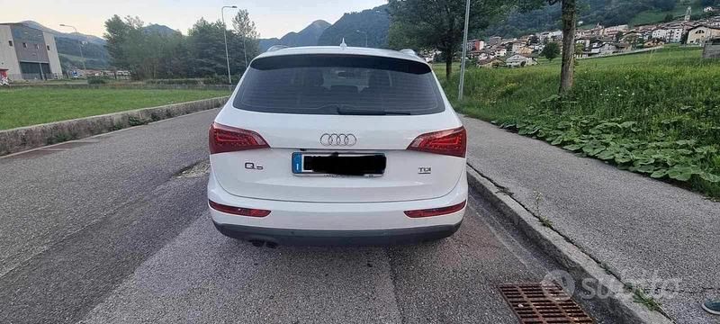 Usata Audi Q5 Advanced Plus 170 CV (125 kW) 2011 Bianco SUV