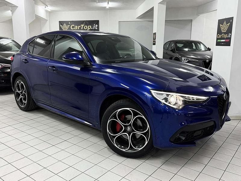 Usata Alfa Romeo Stelvio Veloce 210 CV (154 kW) 2022 Blu anodizzato SUV