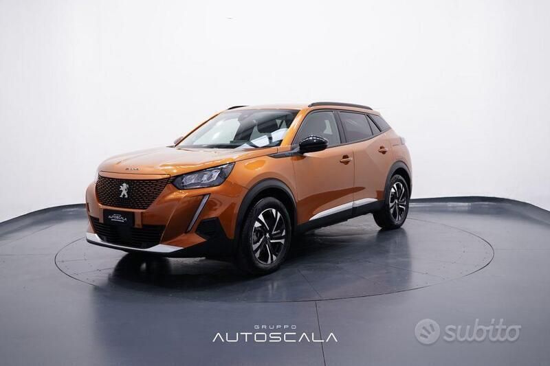 Arancione Usata 2022 Peugeot e-2008 Allure SUV | 18.990 € (Buon prezzo) - Immagine 1/4