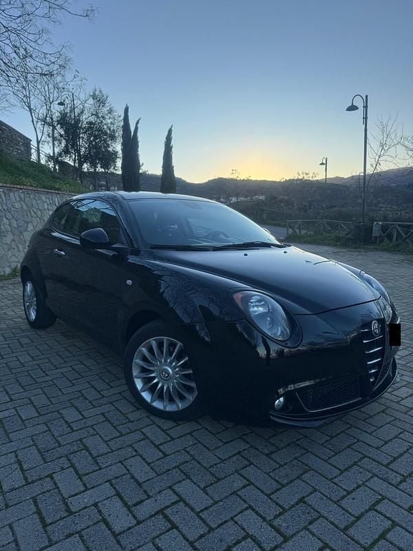 Usata Alfa Romeo MiTo 85 CV (62 kW) 2015 Nero Utilitaria