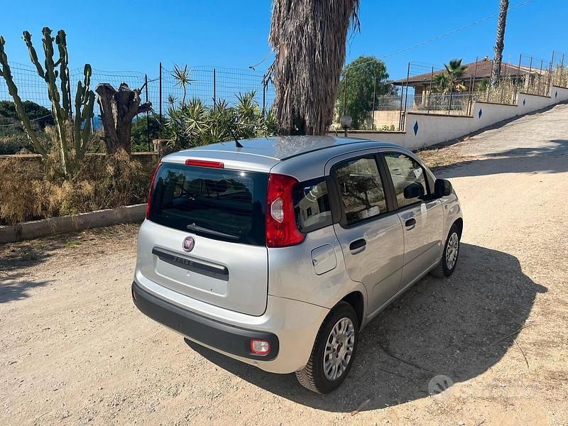 Usata Fiat Panda 69 CV (50 kW) 2016 Grigio Utilitaria