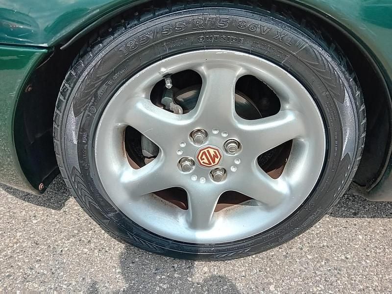 Usata MG F 120 CV (88 kW) 1999 Verde Cabrio
