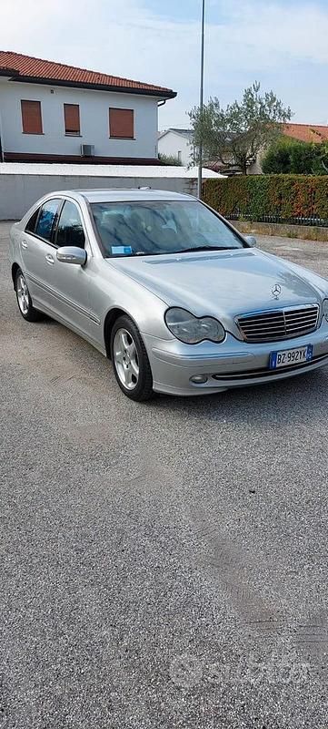 Usata Mercedes C180 2002 Grigio Berlina