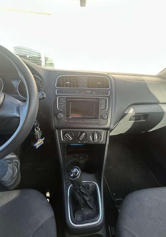 Usata VW Polo Comfortline 75 CV (55 kW) 2016 Bianco Berlina