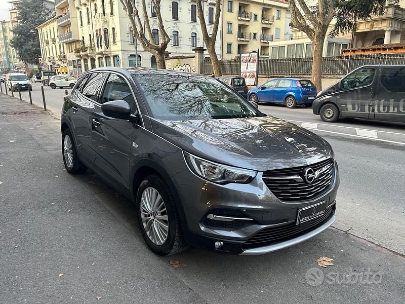 Usata Opel Grandland X Ultimate 131 CV (96 kW) 2018 Grigio SUV