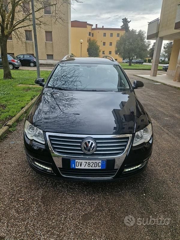 Usata VW Passat Highline 140 CV (102 kW) 2009 Nero Station wagon